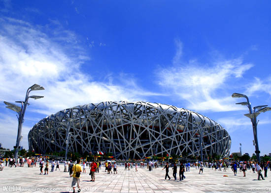 迅速发展的钢结构